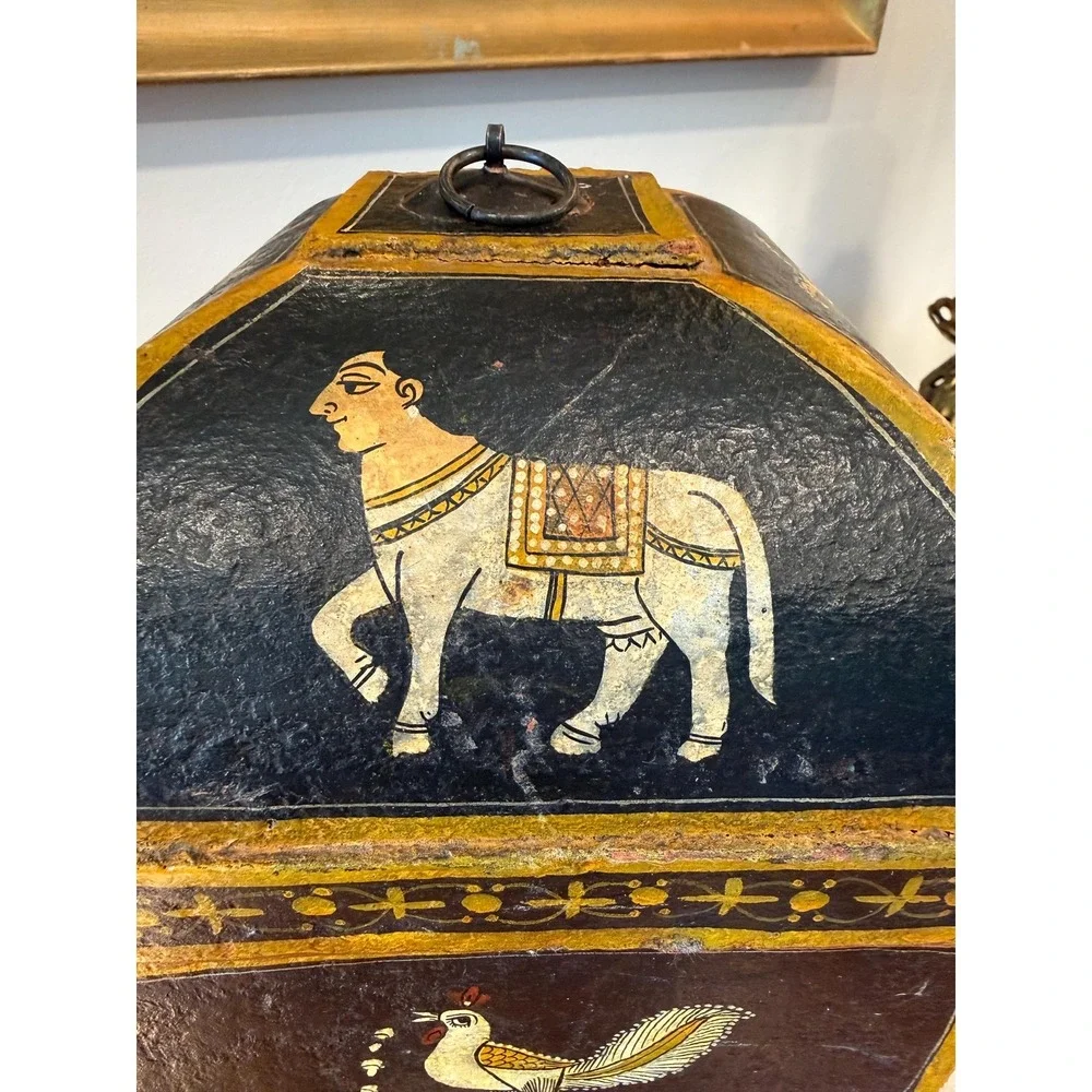 The Unbranded Brand vintage indian